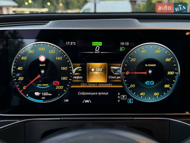 Серый Мерседес EQC, объемом двигателя 0 л и пробегом 90 тыс. км за 36800 $, фото 66 на Automoto.ua