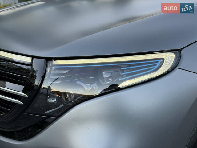 Серый Мерседес EQC, объемом двигателя 0 л и пробегом 90 тыс. км за 36800 $, фото 11 на Automoto.ua