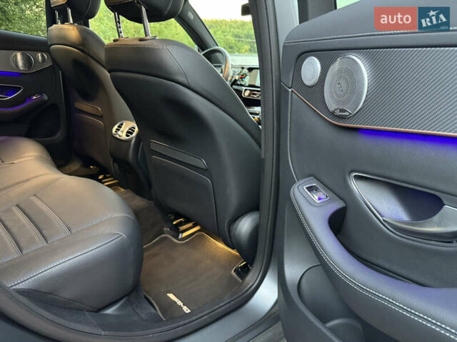 Серый Мерседес EQC, объемом двигателя 0 л и пробегом 90 тыс. км за 36800 $, фото 80 на Automoto.ua