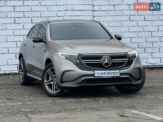 Серый Мерседес EQC, объемом двигателя 0 л и пробегом 58 тыс. км за 31999 $, фото 1 на Automoto.ua