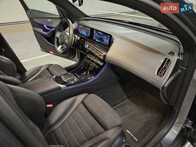 Серый Мерседес EQC, объемом двигателя 2.97 л и пробегом 49 тыс. км за 39900 $, фото 36 на Automoto.ua