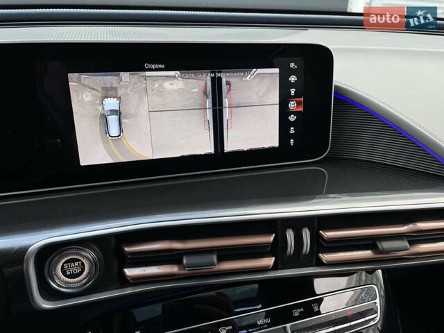 Сірий Мерседес EQC, об'ємом двигуна 0 л та пробігом 102 тис. км за 34900 $, фото 72 на Automoto.ua