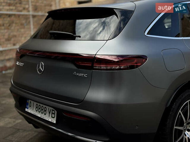 Серый Мерседес EQC, объемом двигателя 0 л и пробегом 47 тыс. км за 38500 $, фото 17 на Automoto.ua