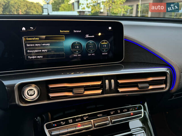 Серый Мерседес EQC, объемом двигателя 0 л и пробегом 90 тыс. км за 36800 $, фото 55 на Automoto.ua