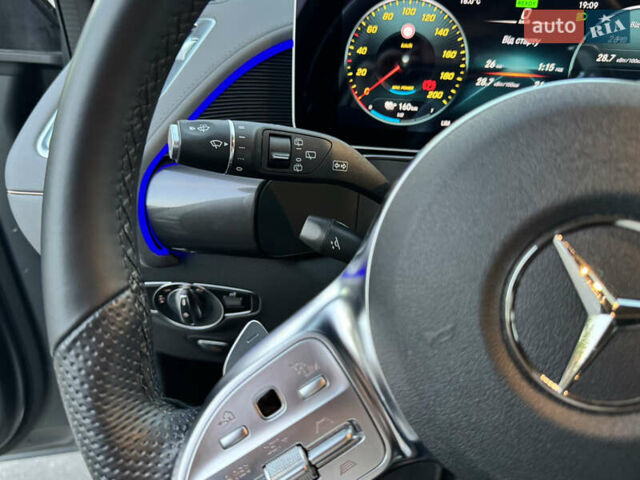 Серый Мерседес EQC, объемом двигателя 0 л и пробегом 90 тыс. км за 36800 $, фото 62 на Automoto.ua