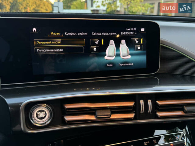 Серый Мерседес EQC, объемом двигателя 0 л и пробегом 90 тыс. км за 36800 $, фото 39 на Automoto.ua