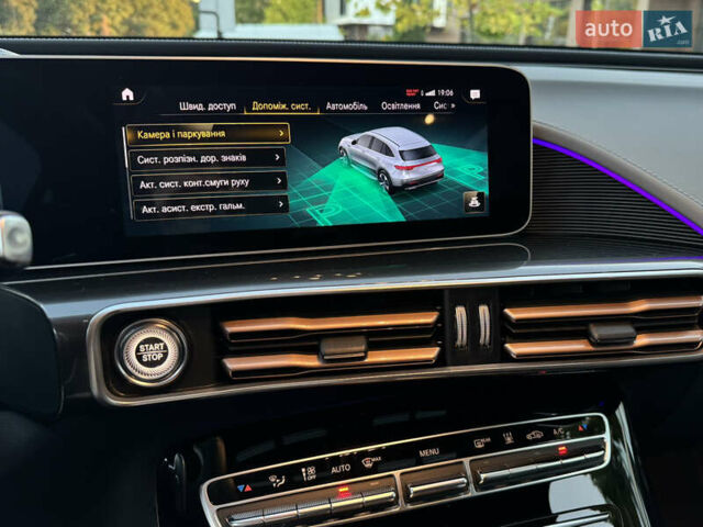 Серый Мерседес EQC, объемом двигателя 0 л и пробегом 90 тыс. км за 36800 $, фото 49 на Automoto.ua