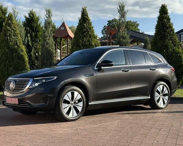 Серый Мерседес EQC, объемом двигателя 0 л и пробегом 25 тыс. км за 36750 $, фото 37 на Automoto.ua