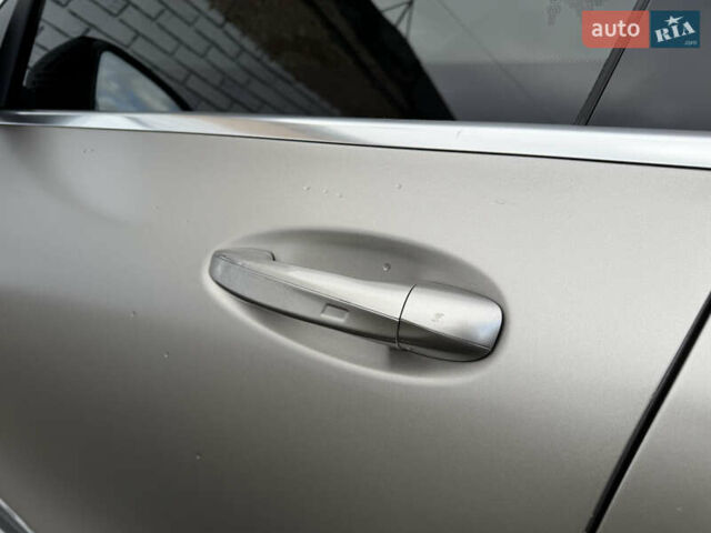 Серый Мерседес EQC, объемом двигателя 0 л и пробегом 58 тыс. км за 31999 $, фото 19 на Automoto.ua