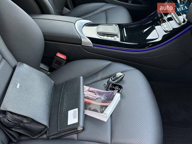 Серый Мерседес EQC, объемом двигателя 0 л и пробегом 158 тыс. км за 29900 $, фото 18 на Automoto.ua