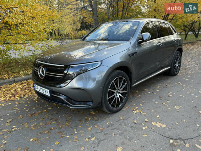 Серый Мерседес EQC, объемом двигателя 0 л и пробегом 30 тыс. км за 39900 $, фото 10 на Automoto.ua