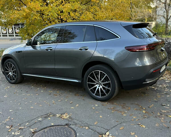 Серый Мерседес EQC, объемом двигателя 0 л и пробегом 30 тыс. км за 39900 $, фото 44 на Automoto.ua