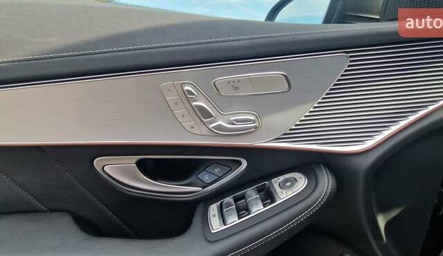 Сірий Мерседес EQC, об'ємом двигуна 0 л та пробігом 80 тис. км за 38800 $, фото 10 на Automoto.ua