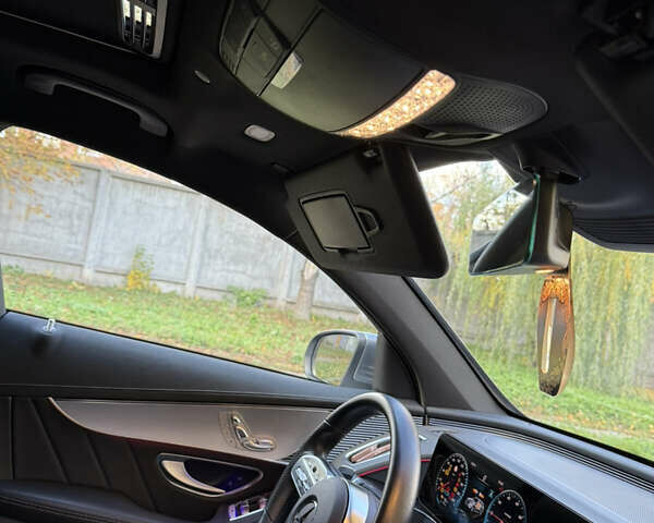 Серый Мерседес EQC, объемом двигателя 0 л и пробегом 30 тыс. км за 39900 $, фото 16 на Automoto.ua