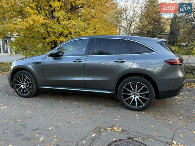 Серый Мерседес EQC, объемом двигателя 0 л и пробегом 30 тыс. км за 39900 $, фото 9 на Automoto.ua
