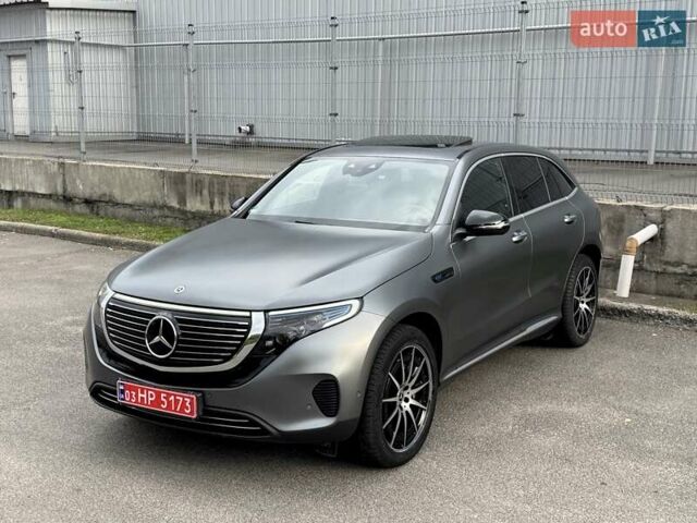 Серый Мерседес EQC, объемом двигателя 0 л и пробегом 158 тыс. км за 29900 $, фото 2 на Automoto.ua