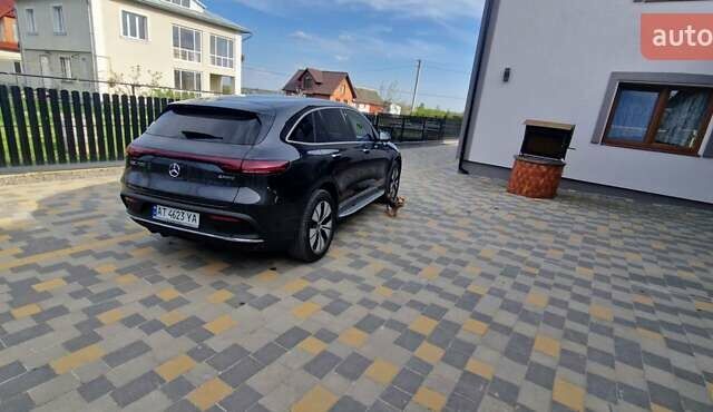 Сірий Мерседес EQC, об'ємом двигуна 0 л та пробігом 80 тис. км за 38800 $, фото 4 на Automoto.ua