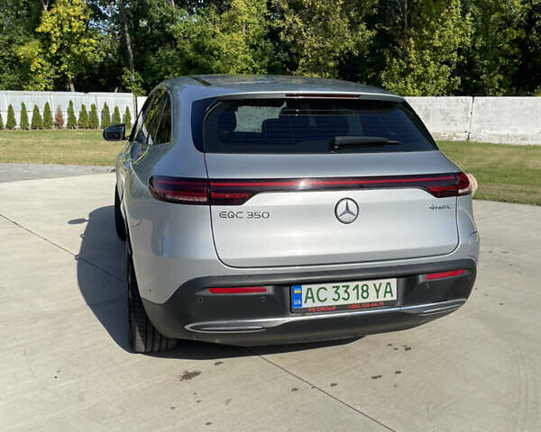 Серый Мерседес EQC, объемом двигателя 0 л и пробегом 40 тыс. км за 41099 $, фото 20 на Automoto.ua