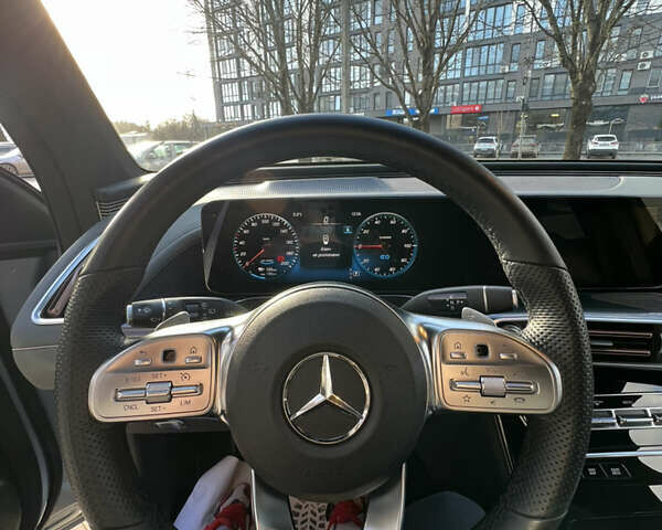 Серый Мерседес EQC, объемом двигателя 0 л и пробегом 60 тыс. км за 36000 $, фото 10 на Automoto.ua