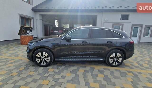 Сірий Мерседес EQC, об'ємом двигуна 0 л та пробігом 80 тис. км за 38800 $, фото 2 на Automoto.ua