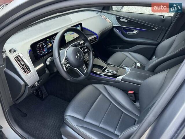 Серый Мерседес EQC, объемом двигателя 0 л и пробегом 158 тыс. км за 29900 $, фото 9 на Automoto.ua