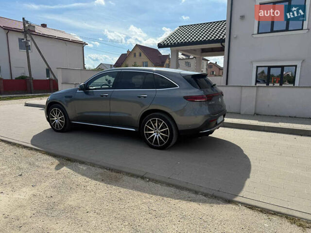 Сірий Мерседес EQC, об'ємом двигуна 0 л та пробігом 35 тис. км за 39900 $, фото 8 на Automoto.ua