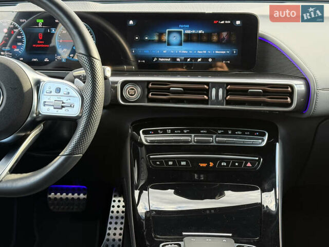 Сірий Мерседес EQC, об'ємом двигуна 0 л та пробігом 9 тис. км за 47000 $, фото 43 на Automoto.ua