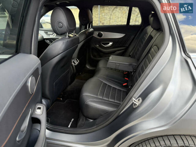 Сірий Мерседес EQC, об'ємом двигуна 0 л та пробігом 9 тис. км за 47000 $, фото 29 на Automoto.ua