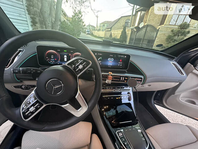 Синий Мерседес EQC, объемом двигателя 0 л и пробегом 17 тыс. км за 35000 $, фото 5 на Automoto.ua