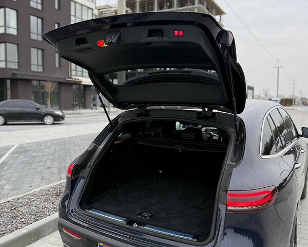 Синій Мерседес EQC, об'ємом двигуна 0 л та пробігом 108 тис. км за 30900 $, фото 14 на Automoto.ua