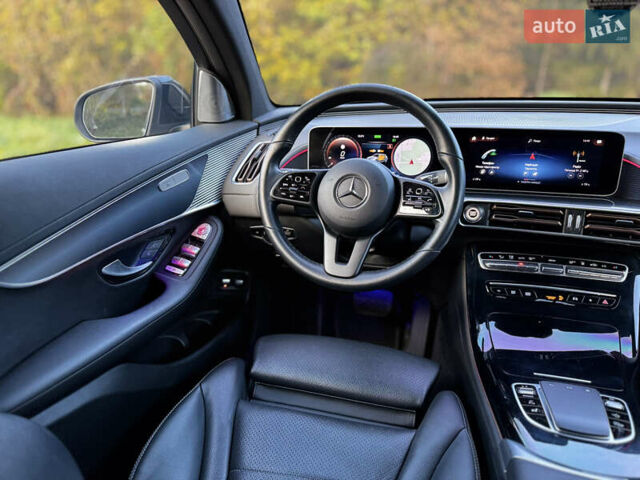 Синій Мерседес EQC, об'ємом двигуна 0 л та пробігом 67 тис. км за 35500 $, фото 47 на Automoto.ua