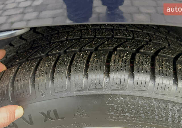 Синій Мерседес EQC, об'ємом двигуна 0 л та пробігом 90 тис. км за 33000 $, фото 135 на Automoto.ua