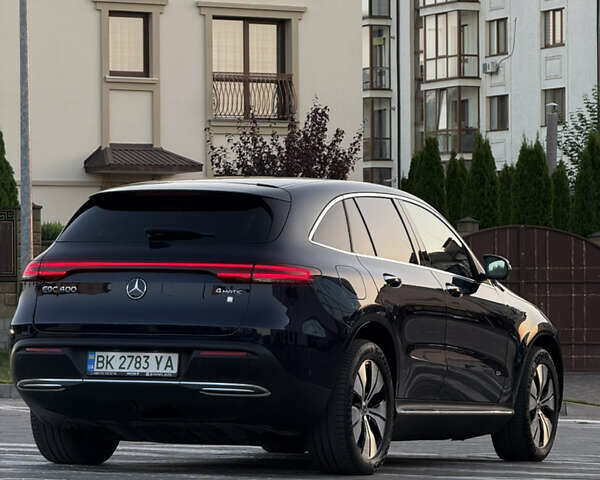 Синій Мерседес EQC, об'ємом двигуна 0 л та пробігом 130 тис. км за 31500 $, фото 4 на Automoto.ua
