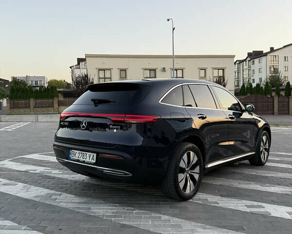 Синій Мерседес EQC, об'ємом двигуна 0 л та пробігом 130 тис. км за 31500 $, фото 1 на Automoto.ua