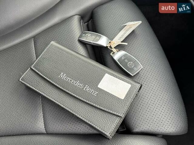 Синій Мерседес EQC, об'ємом двигуна 0 л та пробігом 150 тис. км за 30500 $, фото 11 на Automoto.ua