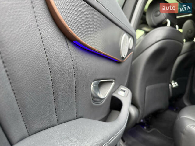 Синій Мерседес EQC, об'ємом двигуна 0 л та пробігом 90 тис. км за 33000 $, фото 110 на Automoto.ua