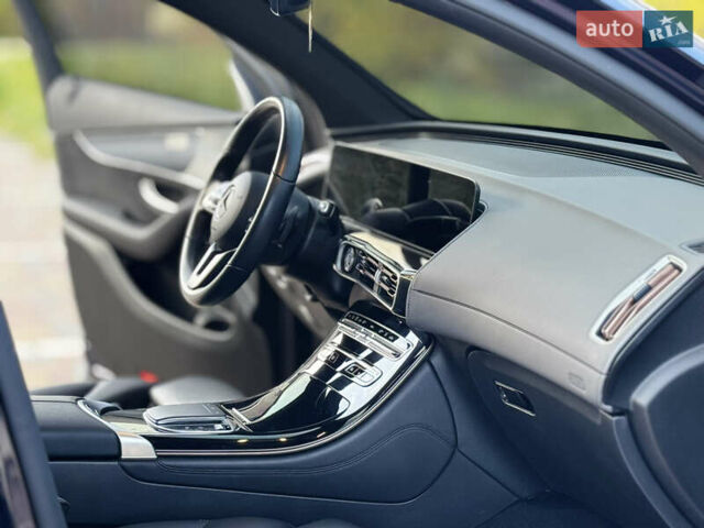 Синій Мерседес EQC, об'ємом двигуна 0 л та пробігом 67 тис. км за 35500 $, фото 31 на Automoto.ua