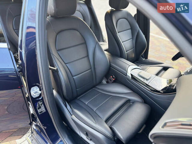 Синій Мерседес EQC, об'ємом двигуна 0 л та пробігом 67 тис. км за 35500 $, фото 30 на Automoto.ua
