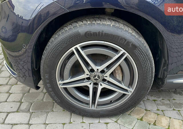 Синій Мерседес EQC, об'ємом двигуна 0 л та пробігом 90 тис. км за 33000 $, фото 138 на Automoto.ua