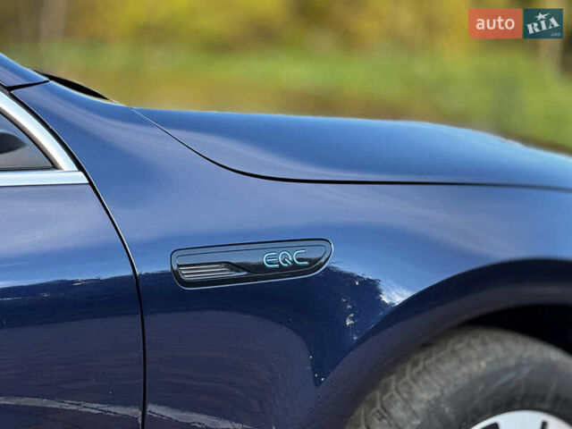 Синій Мерседес EQC, об'ємом двигуна 0 л та пробігом 67 тис. км за 35500 $, фото 11 на Automoto.ua