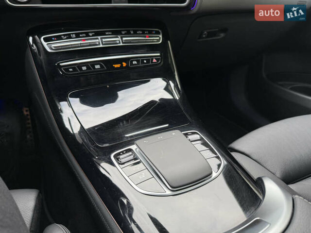 Синій Мерседес EQC, об'ємом двигуна 0 л та пробігом 90 тис. км за 33000 $, фото 74 на Automoto.ua