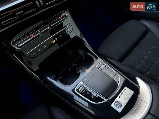 Синий Мерседес EQC, объемом двигателя 0 л и пробегом 38 тыс. км за 38490 $, фото 28 на Automoto.ua