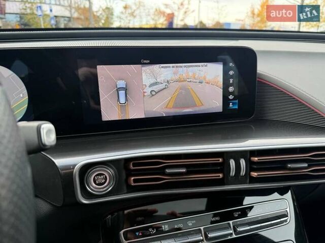 Синий Мерседес EQC, объемом двигателя 0 л и пробегом 40 тыс. км за 37990 $, фото 27 на Automoto.ua