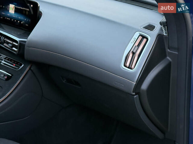 Синий Мерседес EQC, объемом двигателя 0 л и пробегом 119 тыс. км за 34900 $, фото 45 на Automoto.ua