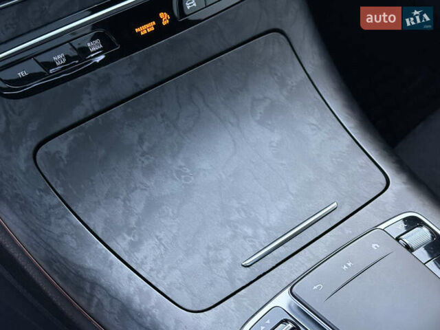 Синий Мерседес EQC, объемом двигателя 0 л и пробегом 119 тыс. км за 34900 $, фото 62 на Automoto.ua