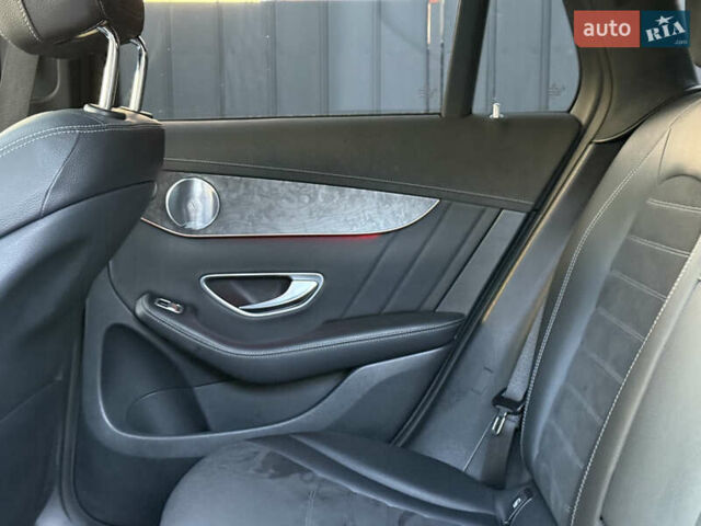 Синий Мерседес EQC, объемом двигателя 0 л и пробегом 119 тыс. км за 34900 $, фото 59 на Automoto.ua