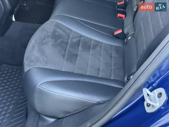 Синий Мерседес EQC, объемом двигателя 0 л и пробегом 119 тыс. км за 34900 $, фото 58 на Automoto.ua