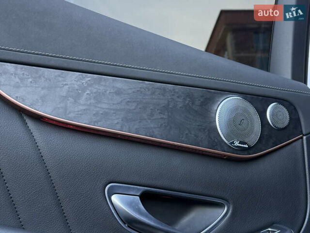 Синий Мерседес EQC, объемом двигателя 0 л и пробегом 119 тыс. км за 34900 $, фото 56 на Automoto.ua