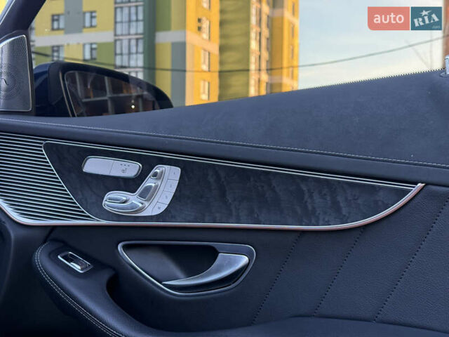 Синий Мерседес EQC, объемом двигателя 0 л и пробегом 119 тыс. км за 34900 $, фото 44 на Automoto.ua