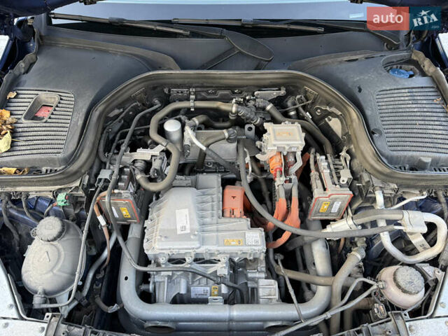 Синий Мерседес EQC, объемом двигателя 0 л и пробегом 119 тыс. км за 34900 $, фото 95 на Automoto.ua